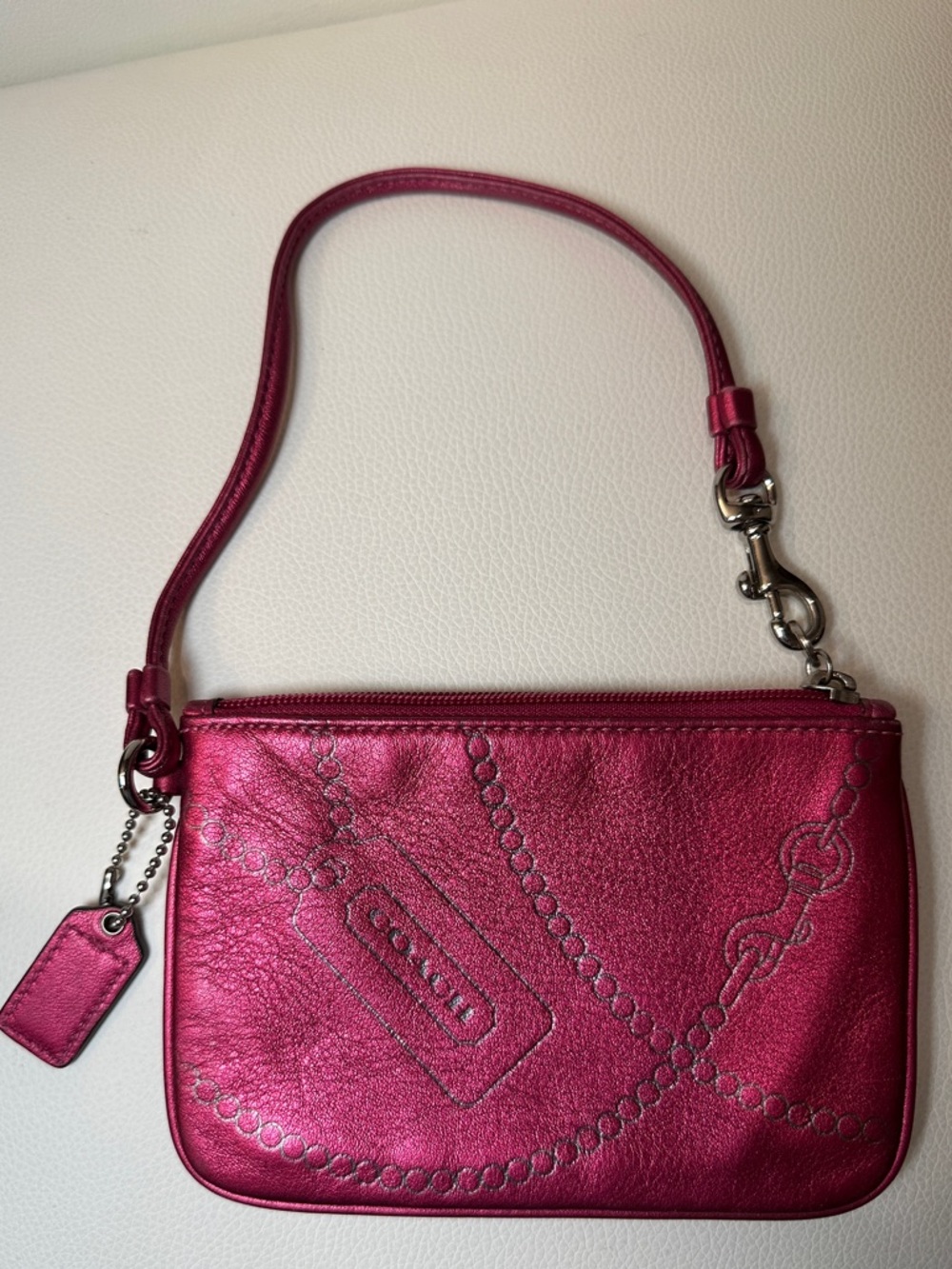 Coach Metallic Magenta Leather Wristlet with Shadow Chain Graphic & Hang Tag EUC